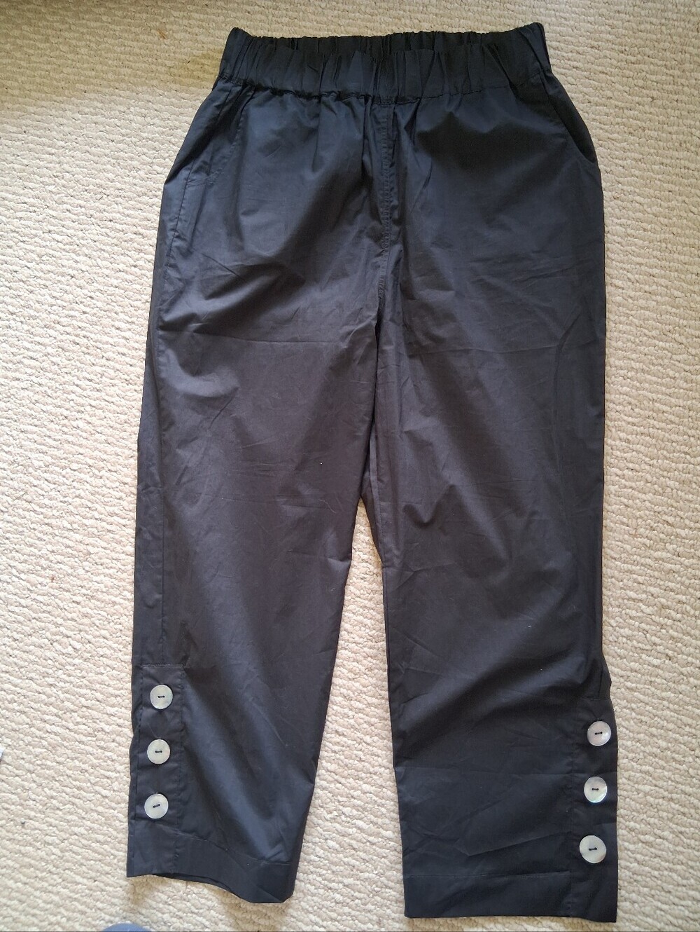 Shannon Passero Niagara On The Lake Black 100 % Cotton Button-Hem Pants